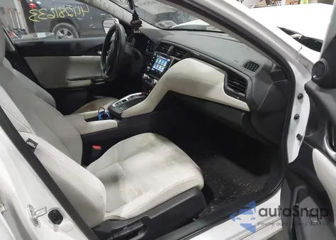 2022 Honda Insight Ex z USA, uszkodzony, nr VIN 19XZE4F52NE012801